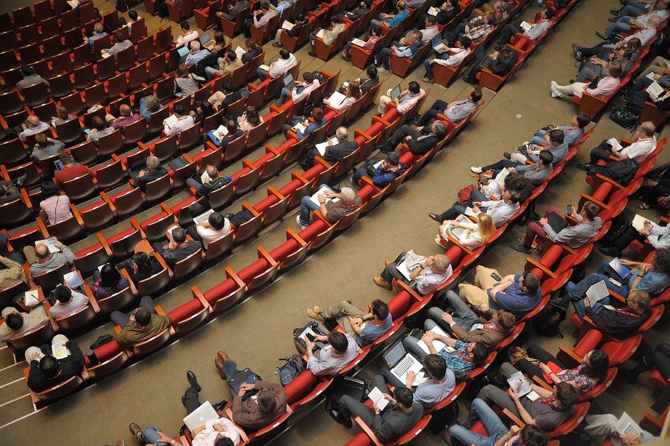 10 Expert Tips for Making Live Entertainment a Hit at Your Event
