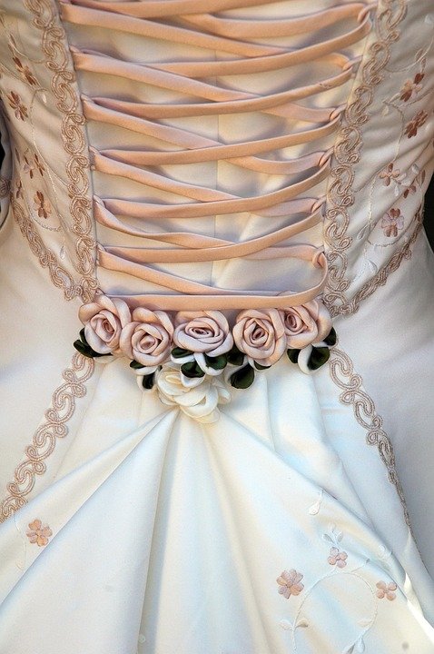 bride-2183421_960_720.jpg