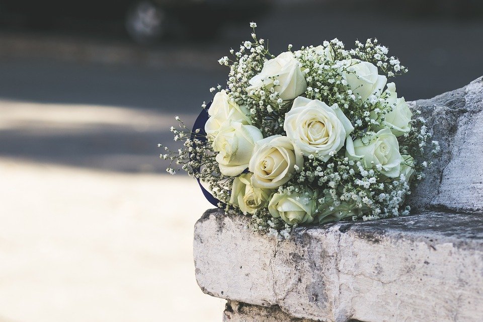 The Art of Invitation Design: 10 Tips for Eye-Catching Event Invites